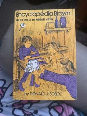 Encyclopedia Brown and the Case of the Midnight Visitor #13 Hardcover (1977)